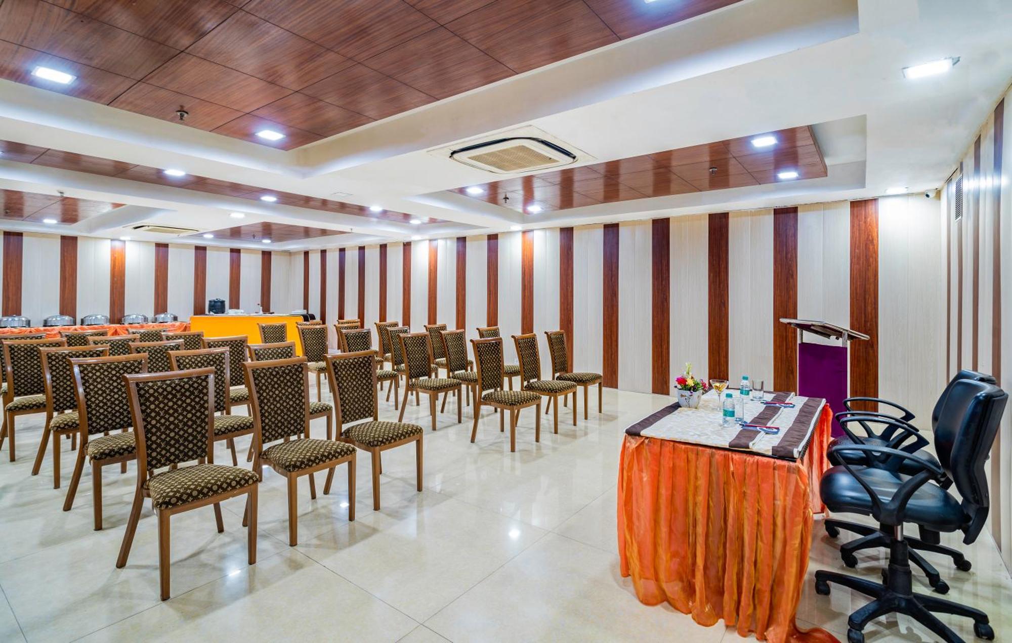 Zip By Spree Hotels Delhi Greater Kailash Nueva Delhi Exterior foto